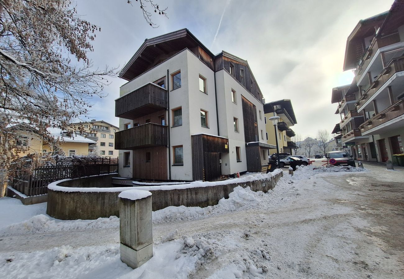 Apartment in Zell am See - Max Residence im Zentrum mit Terrasse, Garage