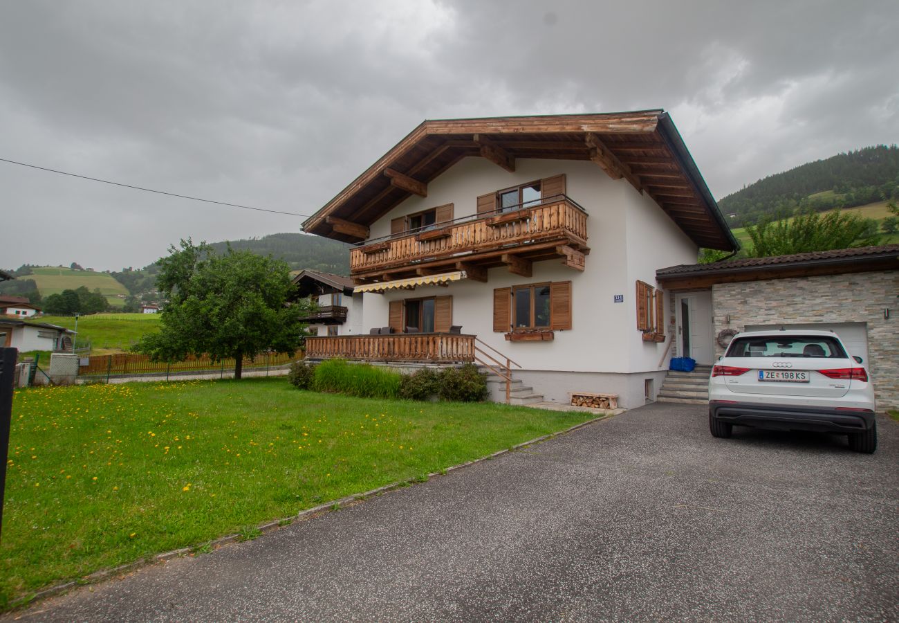 House in Piesendorf - Chalet Hochsonnberg in Piesendorf