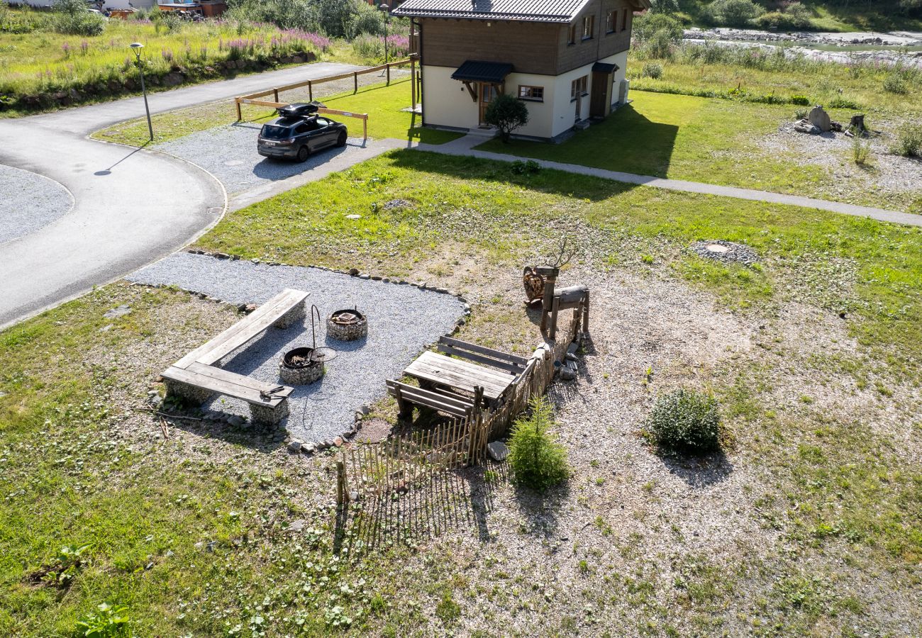 Chalet in Uttendorf - Lodge Adlerhorst 178 im Tauerndorf Enzingerboden